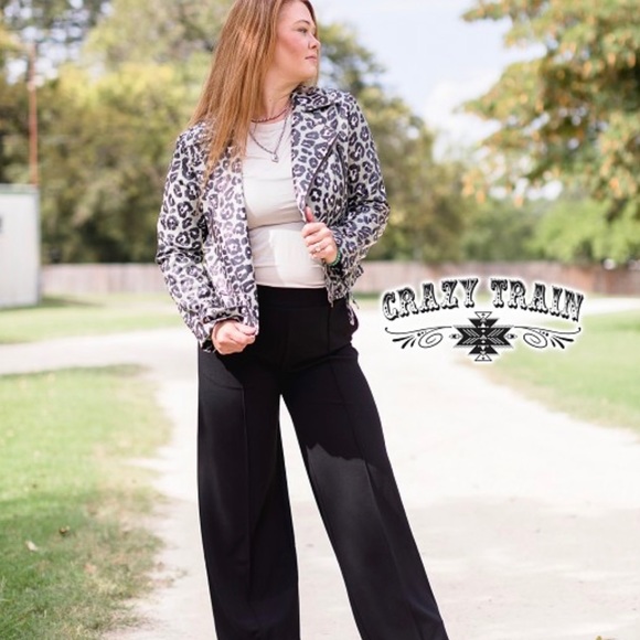 Crazy Train Leopard Print Jacket - Black and White - Picture 6 of 10